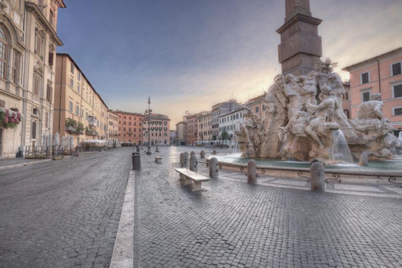 piazza navona morning