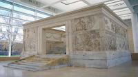 Die Ara Pacis in Rom